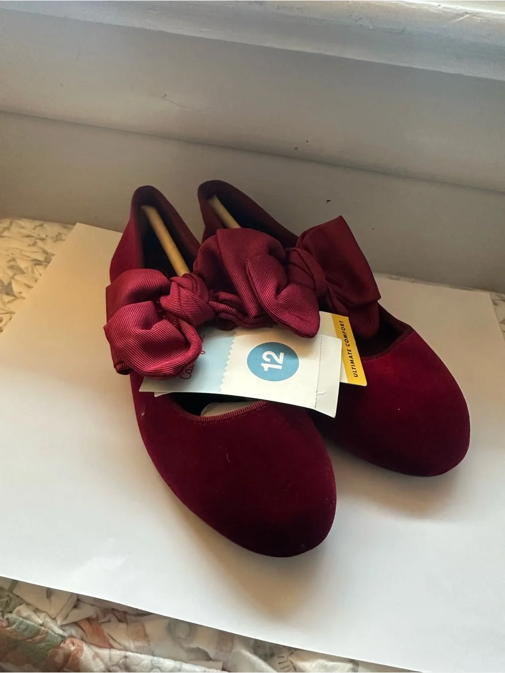 Cat & Jack Burgundy Bow Dress Shoes (Girls)